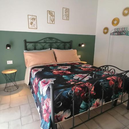 Apartmán Il Vicoletto Sul Castello Neapol Exteriér fotografie