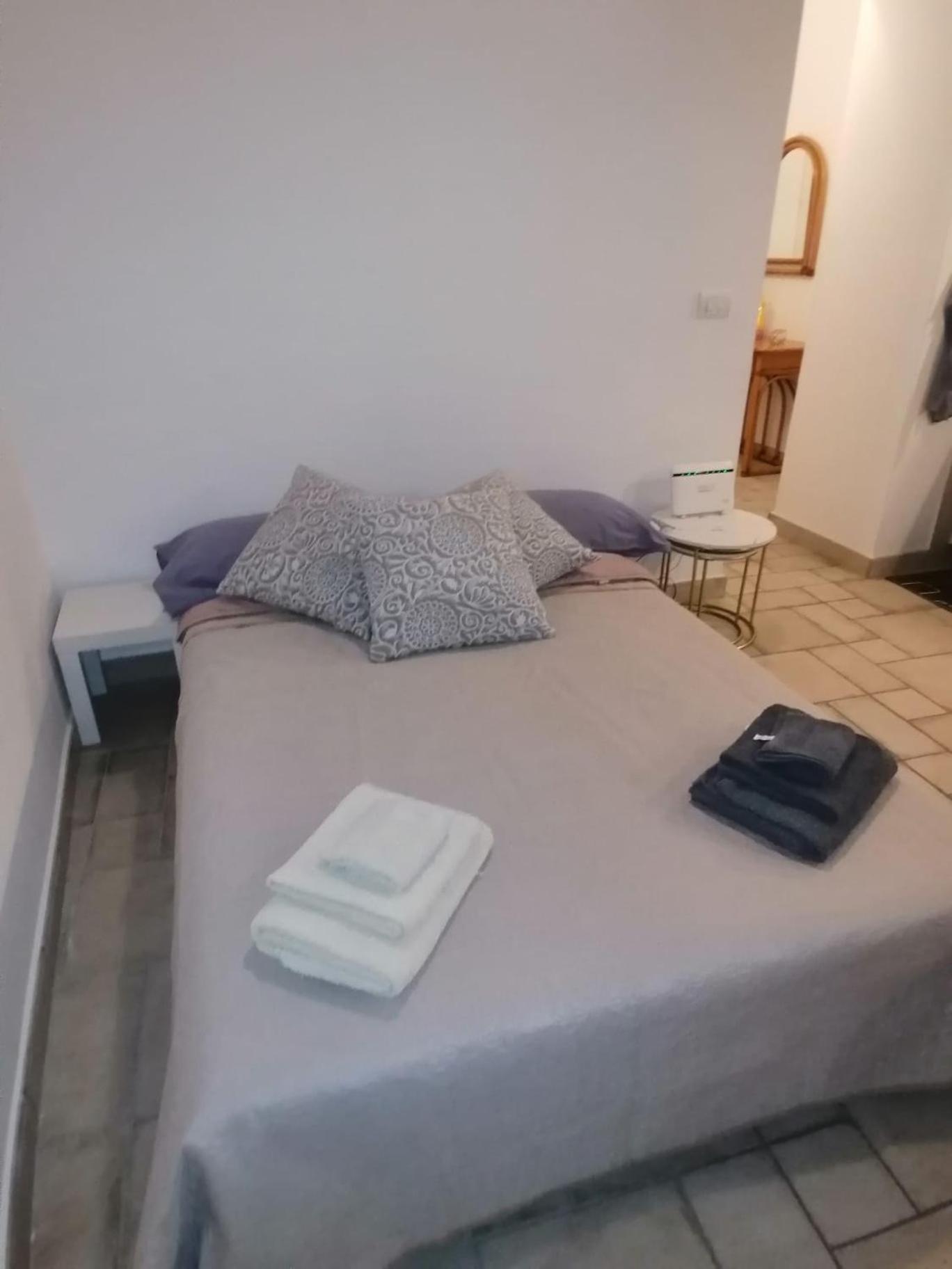 Apartmán Il Vicoletto Sul Castello Neapol Exteriér fotografie